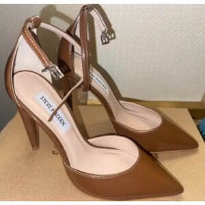 Steve Madden Women's Size 9.5 Patent Leather Pointed Toe Brown Heels